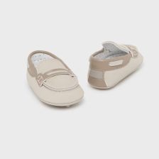 Βρεφικά παπούτσια Mayoral τύπου μοκασίνια, μπεζ, 9783.