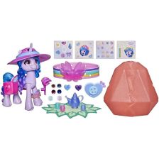 Φιγούρα Hasbro My Little Pony Izzy Moonbow Κρυστάλλινη Περιπέτεια, με 20 αξεσουάρ.