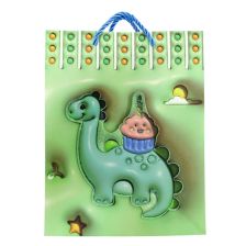 Χάρτινη σακούλα δώρου με 3D εκτύπωση Raya Toys Δεινόσαυρος M, 32 εκατοστών.