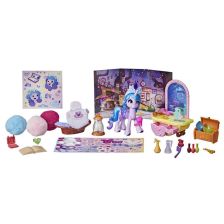 Σετ παιχνιδιού Hasbro My Little Pony: A New Generation Critter Creation Izzy Moonbow, φιγούρα και 25+ αξεσουάρ.