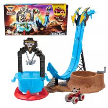 Σετ παιχνιδιού Spin Master Monster Jam Mud Blasters Dunk Tank.