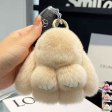 Λούτρινο μπρελόκ Raya Toys Κουνελάκι, φυσική τρίχα, 10 εκατοστών.