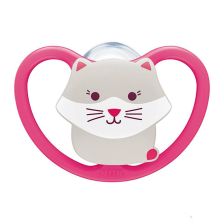 Πιπίλα σιλικόνης NUK Space με ορθοδοντικό σχήμα 6-18 μηνών.