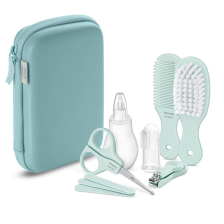 Σετ βρεφικής φροντίδας Philips AVENT SCH401/00 με 9 αξεσουάρ για την υγιεινή και την υγεία του μωρού σε ένα όμορφο νεσεσέρ.