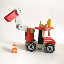 Παιδικό παιχνίδι όχημα Raya Toys Ξύλινη πυροσβεστική για συναρμολόγηση Κόκκινη.