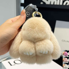 Λούτρινο μπρελόκ Raya Toys Κουνελάκι, φυσική τρίχα, 10 εκατοστών.