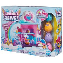 Σετ παιχνιδιού Spin Master Hatchimals Alive Love to Life, με 4 φιγούρες αυγά και 13 αξεσουάρ.