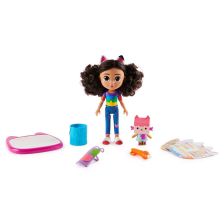 Σετ κούκλας Spin Master Gabby's Dollhouse Craft-a-rific Gabby Girl με αξεσουάρ.