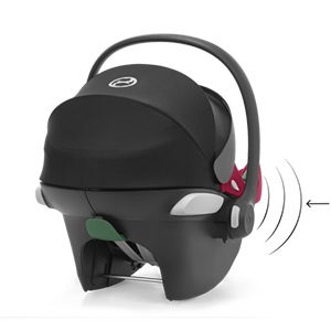 Намалява силата на удара в случай на страничен сблъсък