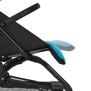 Интегриран предпазен борд и поставка за крачета